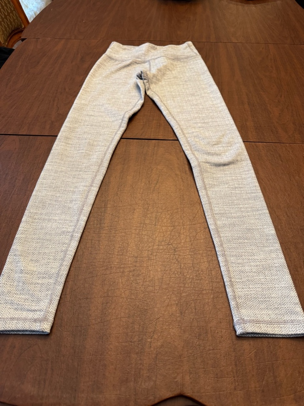 Kyodan High Rise Herringbone Leggings | Grey/White | Size XS | Athletic Wear